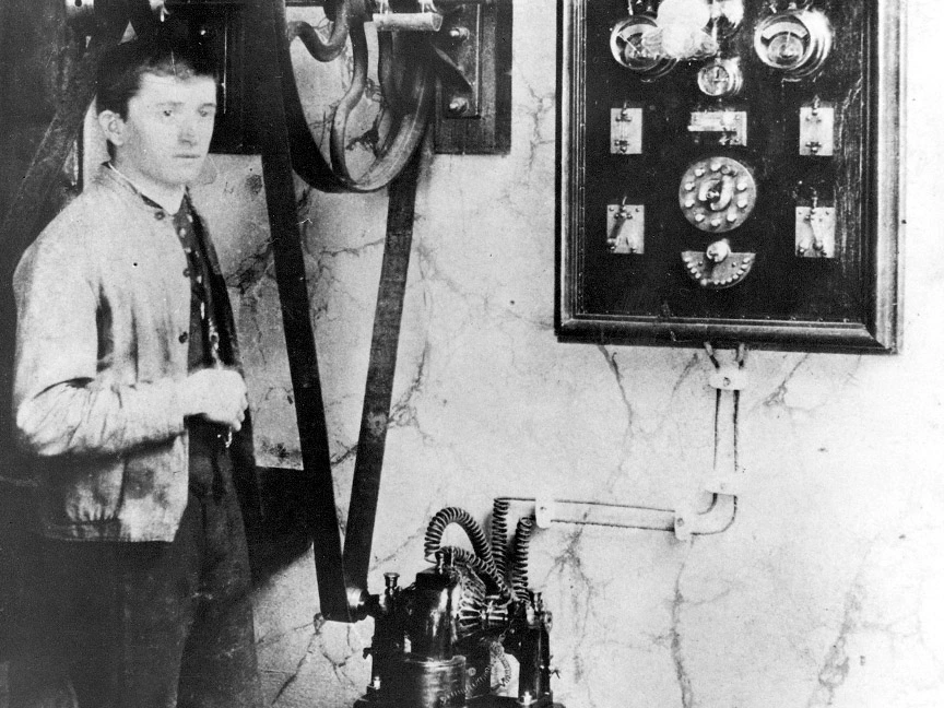 Ferdinand Porsche 18 Jahre alt 1894